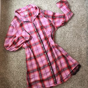 Victoria’s Secret, size XL pink button up gown